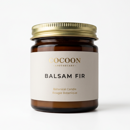 Candle with soy wax, cotton wick, glass jar and essential oils